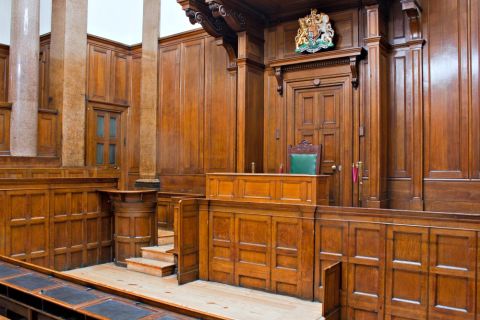 Can a Case Be Dismissed Before Trial? UK Law Explained